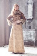 душегрея укороченная с мехом и юбка с вышивкой в русском стиле