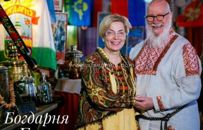 Джон и Нина Кописки в нарядах от Валентины Аверьяновой